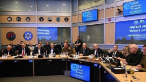 İSTANBUL (AA) – İsrail televizyon kanalı, Savaş Kabinesi’nin, İran’ın hava