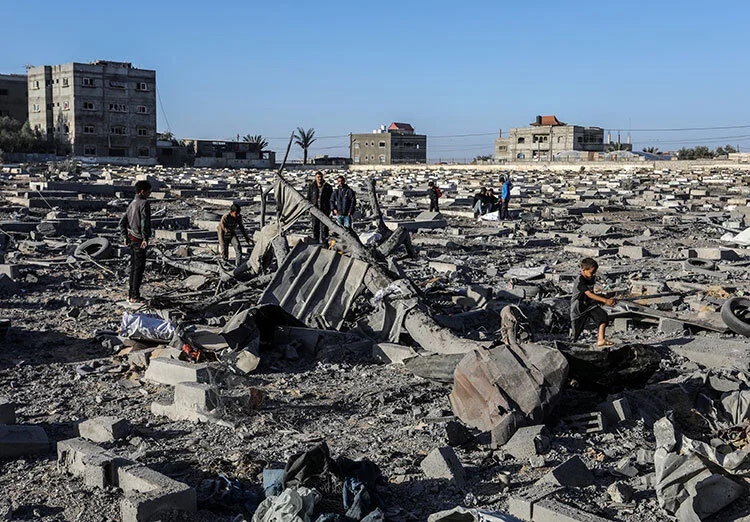 İsrail’in 198 gündür saldırılarını sürdürdüğü Gazze’de can kaybı 34 bin 97’ye çıktı