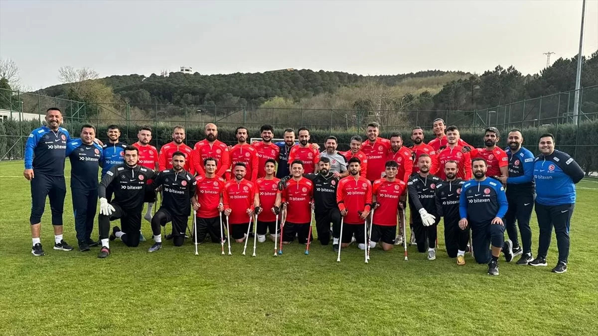 Ampute Milli Futbol Takımı'nın İstanbul kampı başladı