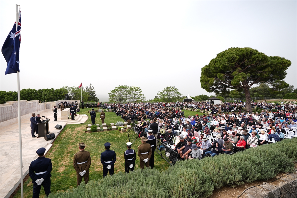 Anzak Günü kapsamında Avustralyalıların Lone Pine Anıtı’nda anma töreni düzenlendi