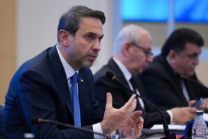 - "Türkiye'de son 10 yılda yıllık ortalama 758 milyon ton