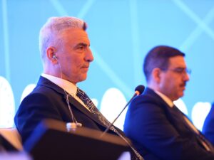 ANKARA (AA) – Ticaret Bakanı Ömer Bolat, Irak'ın başkenti Bağdat'ta