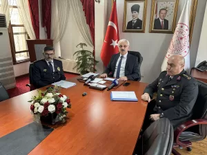 - "Kontrol noktalarını bu tatilde artıracağız. Hiçbir vatandaşımızın burnunun kanamasını,