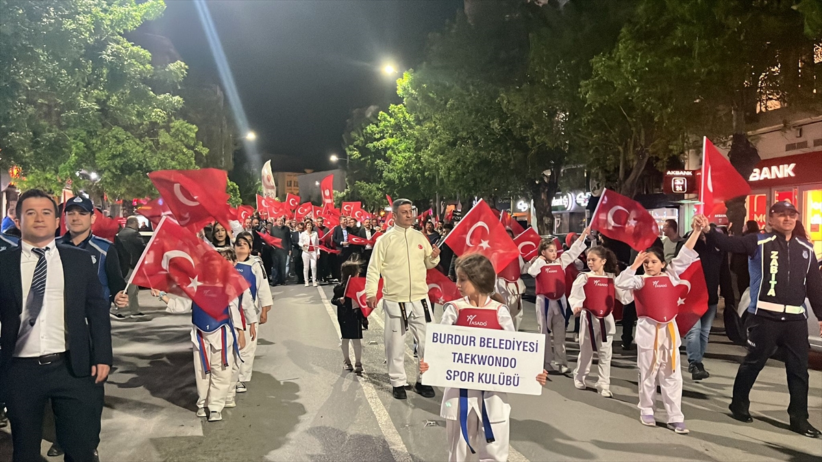 Burdur'da 23 Nisan Ulusal Egemenlik ve Çocuk Bayramı etkinlikleri