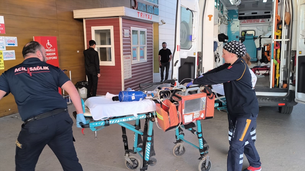 BURSA (AA) – Bursa'nın İnegöl ilçesinde nefes borusuna mama kaçan