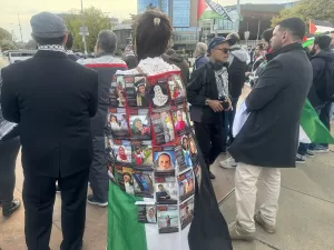 CENEVRE (AA) – İsviçre'nin Cenevre kentinde "Gazze'de soykırım durdurulsun" talebiyle