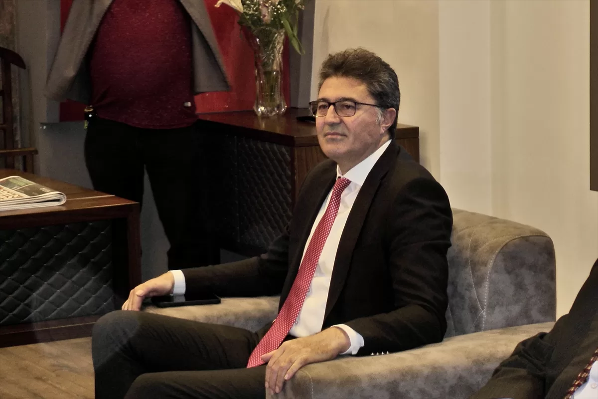 CHP Genel Başkan Yardımcısı Aytekin, Edremit Belediyesini ziyaretinde konuştu: