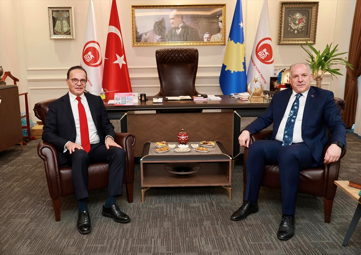 Dışişleri Bakan Yardımcısı ve AB Başkanı Bozay, 22-24 Nisan’da Kosova’yı ziyaret etti