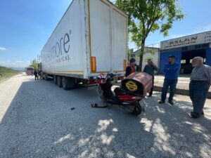 - Kaza anı bir iş yerinin güvenlik kamerasınca kaydedildi