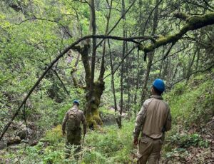 - Jandarma ekipleri, kemik ve kıyafet parçaları ile Berzeg'in kimlik