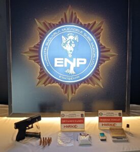 ESKİŞEHİR (AA) – Eskişehir'de düzenlenen uyuşturucu operasyonunda gözaltına alınan 2