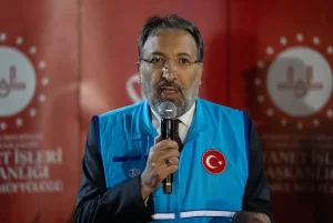 İSTANBUL (AA) – Fatih'te Kadir Gecesi dolayısıyla mehteran takımı eşliğinde