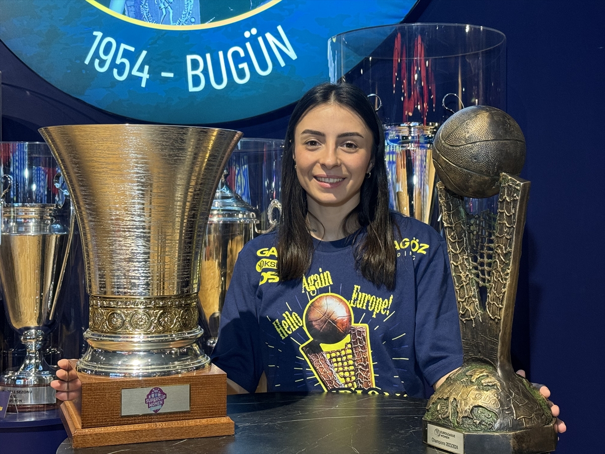 Fenerbahçe Alagöz Holding Kaptanı Alperi Onar, takımıyla gurur duyuyor: