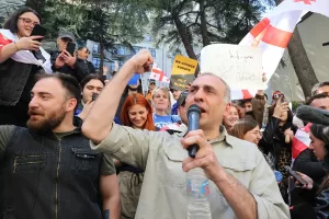 - Tasarı, fonlarının yüzde 20'sinden fazlasını yurt dışından alan Gürcü