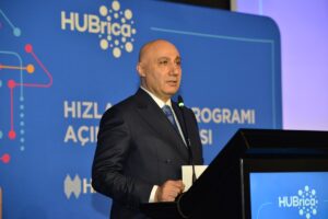 İSTANBUL (AA) – Halkbank, Yıldız Teknik Üniversitesi bünyesinde girişimcilik programları