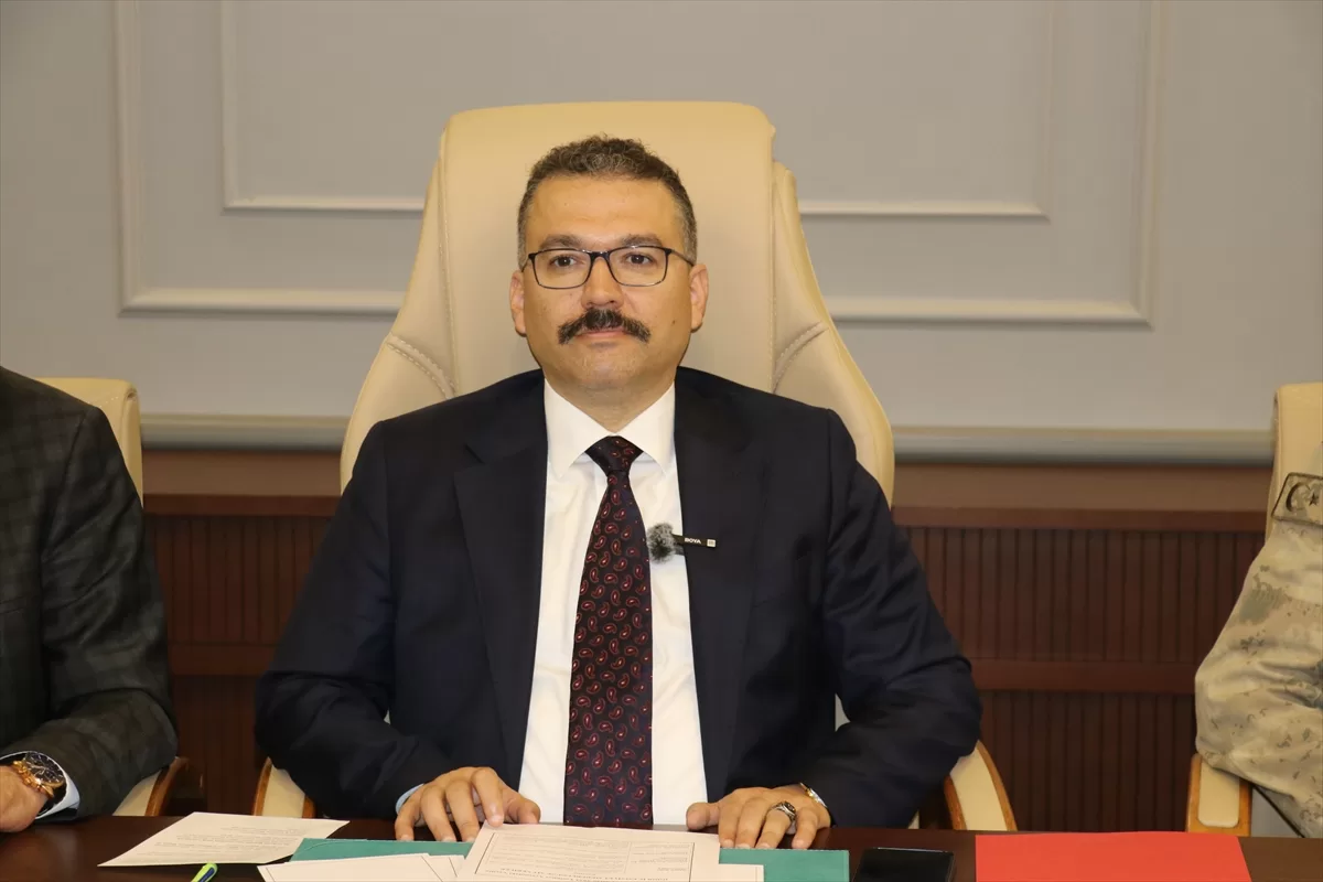 Iğdır Valisi Turan, “Asayiş ve Güvenlik Değerlendirme Toplantısı”nda konuştu: