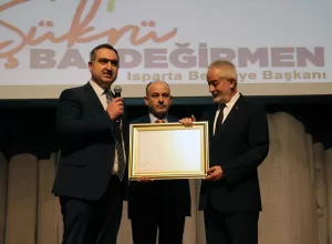 ISPARTA (AA) – AK Parti'den yeniden Isparta Belediye Başkanı seçilen