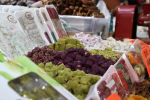 KAHRAMANMARAŞ (AA) – 6 Şubat 2023 depremlerinden etkilenen Kahramanmaraş'taki vatandaşlar,