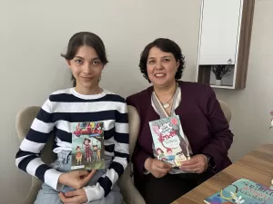 AFYONKARAHİSAR (AA) – ARİF YAVUZ – Afyonkarahisar'da meme kanserini yenen