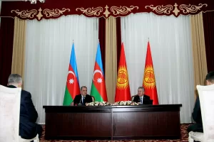 BİŞKEK (AA) – Kırgızistan Dışişleri Bakanı Ceenbek Kulubayev, Azerbaycan Dışişleri