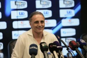 - Kocaelispor: 3 - Teksüt Bandırmaspor: 1