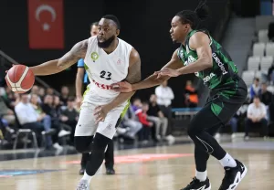 - Manisa Büyükşehir Belediyespor: 69 - Darüşşafaka Lassa: 62