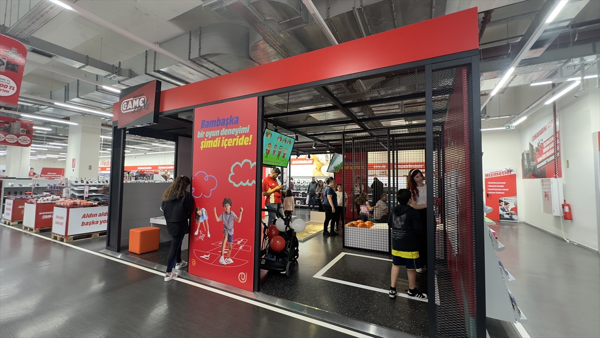 MediaMarkt 23 Nisan'ı Metropol İstanbul AVM'de kutluyor