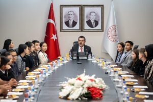 ANKARA (AA) – Milli Eğitim Bakanı Yusuf Tekin, "Bugün dünyanın