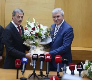 SAKARYA (AA) – AK Parti'den Sakarya Büyükşehir Belediye Başkanı seçilen
