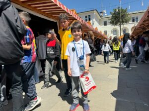 SİİRT (AA) – Siirt Valiliği ev sahipliğinde, "Çocuklar okusun diye"