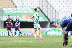 - Türk futbol tarihinde Süper Lig şampiyonluğu yaşamış bir takım