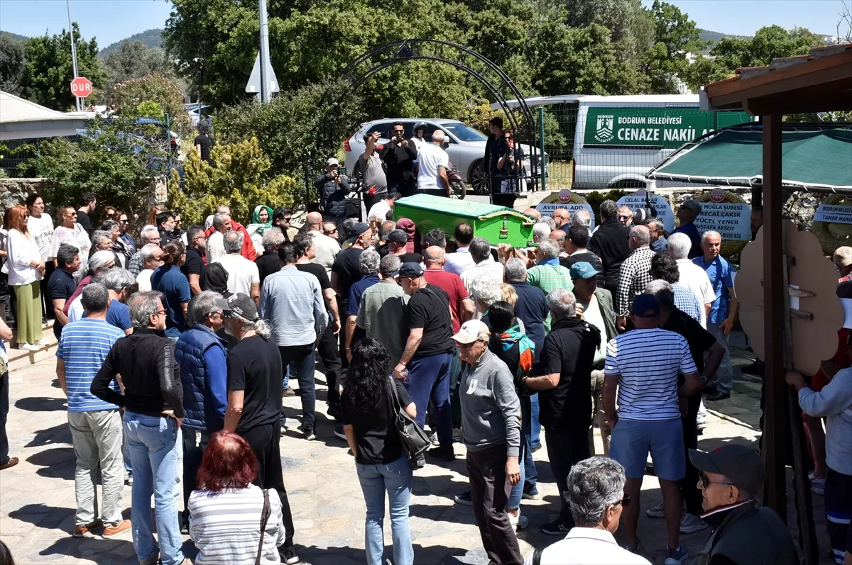 Türk Halk Müziği sanatçısı Şakir Öner Günhan Bodrum'da son yolculuğuna uğurlandı