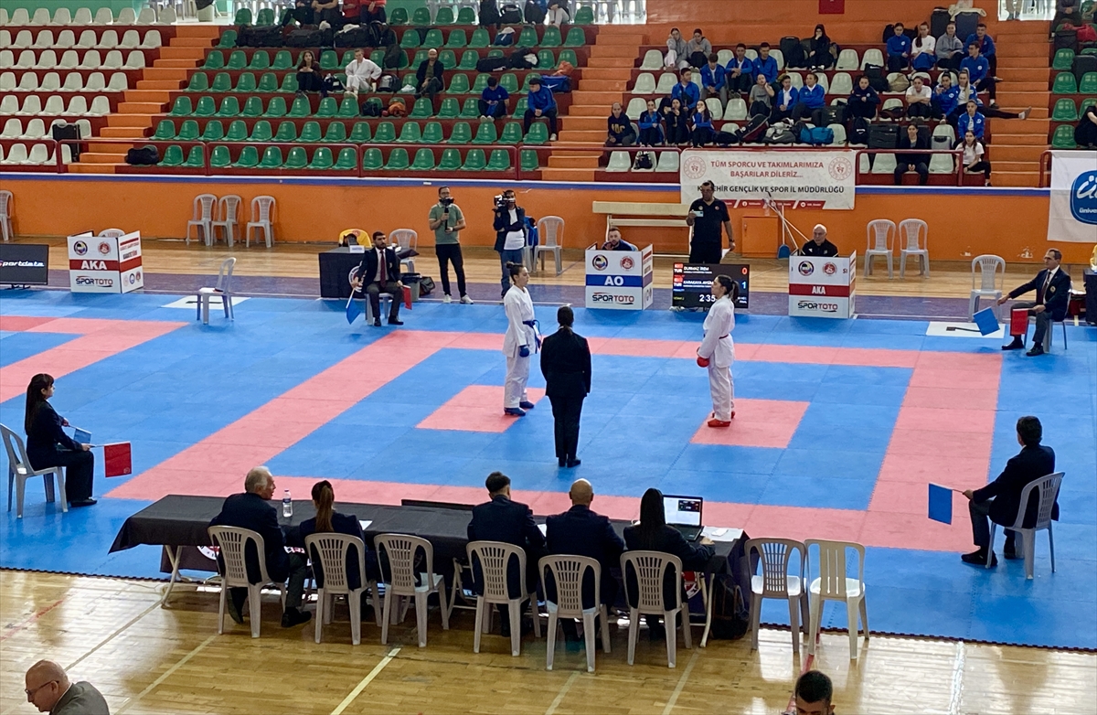 Üniversite Sporları Federasyonu, Macaristan'da 300 sporcuyla madalya kovalayacak