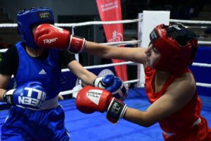 DÜZCE (AA) – 2024 Okul Sporları Genç A Boks Türkiye