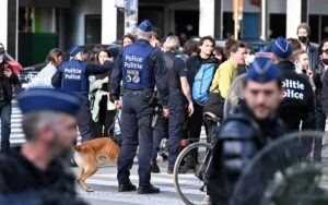 BRÜKSEL (AA) – Belçika'da ABD'nin Brüksel Büyükelçiliği önünde düzenlenen Filistin'e