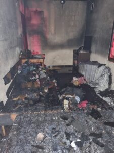 ADANA (AA) – Adana'nın Aladağ ilçesinde bir evde çıkan yangın