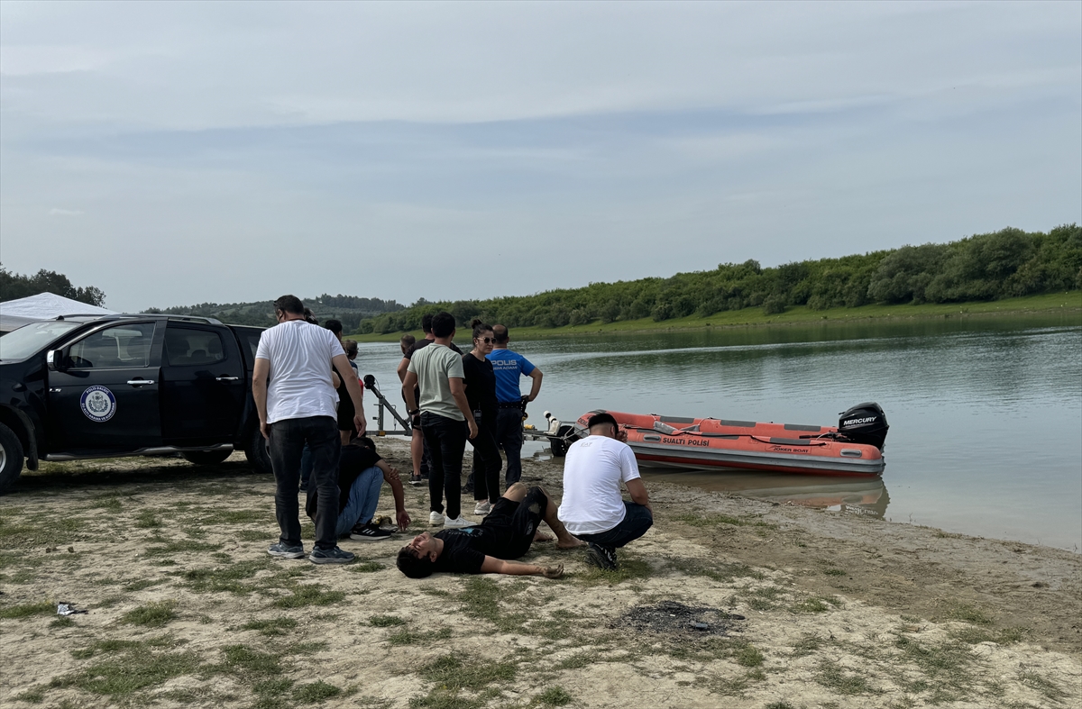 Adana'da Seyhan Nehri'ne giren genç kayboldu