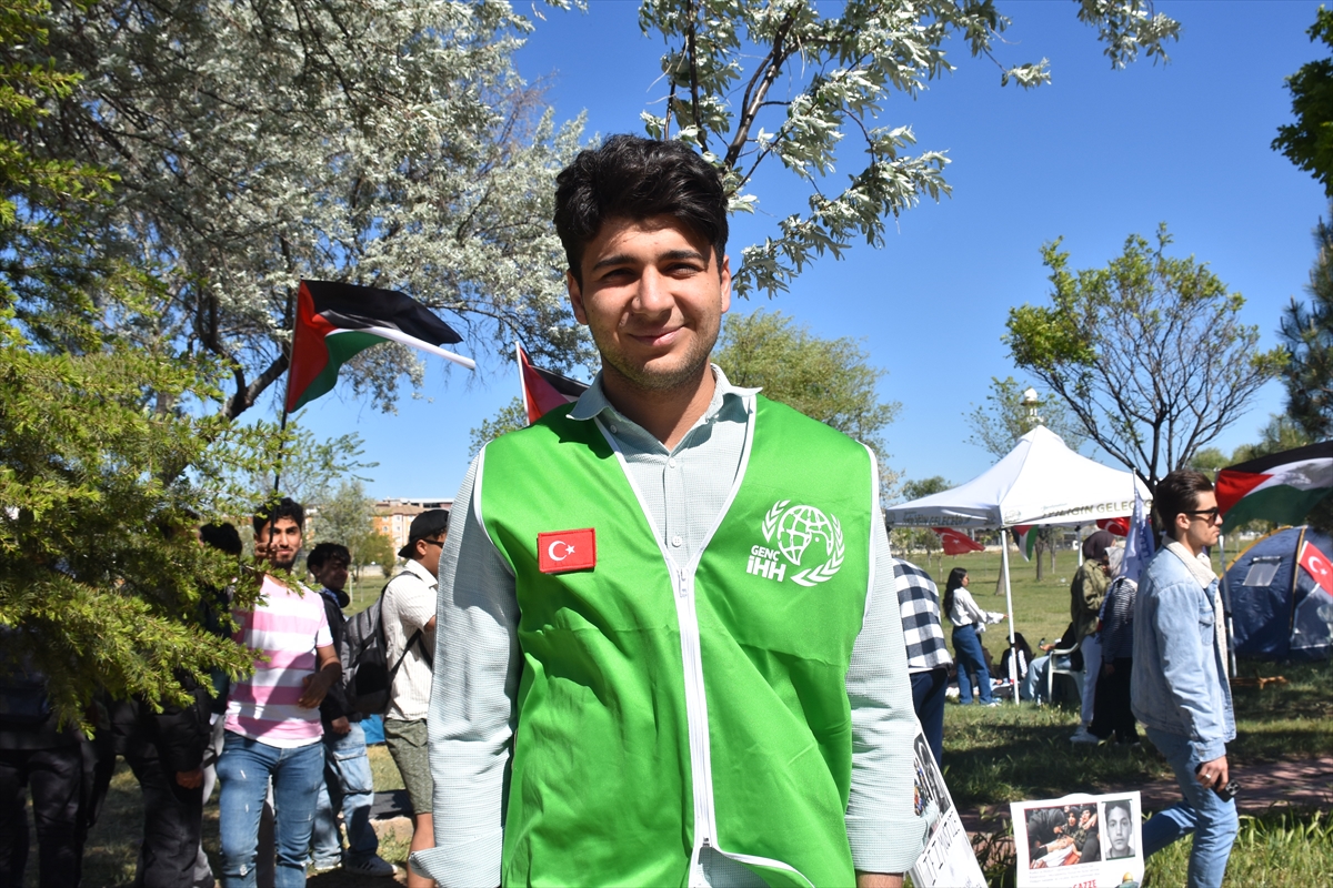 Afyon Kocatepe Üniversitesinde Gazze'ye destek için çadır nöbeti başlatıldı