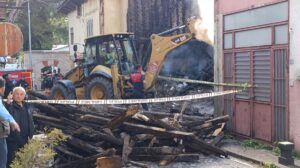 AMASYA (AA) – Amasya’da tarihi konakta çıkan yangın itfaiye ekiplerince