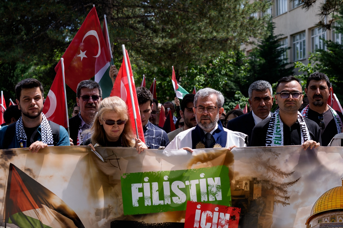 Ankara Üniversitesinde Filistin'e destek yürüyüşü