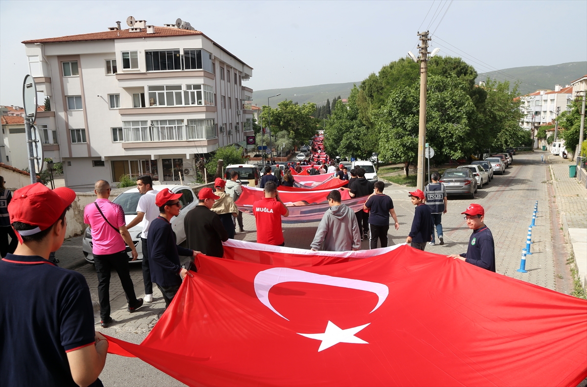Antalya ve çevre illerde 19 Mayıs Atatürk'ü Anma, Gençlik ve Spor Bayramı kutlandı