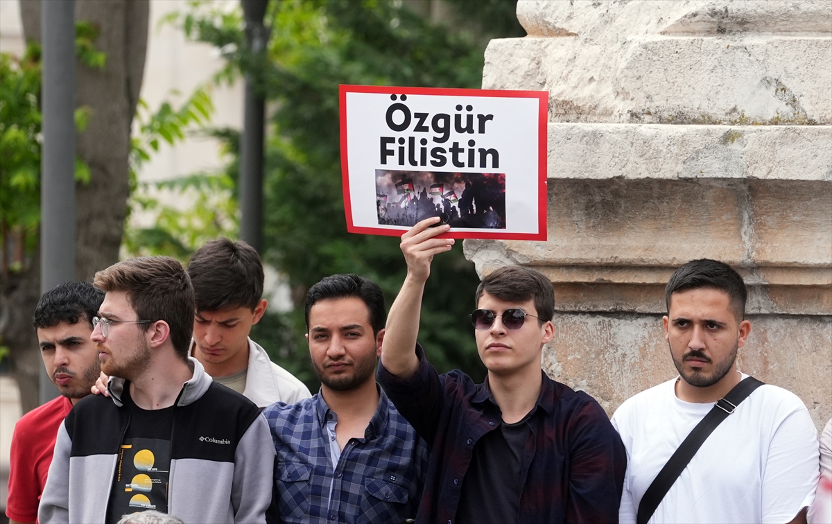 ASBÜ'de İsrail'in saldırıları protesto edildi