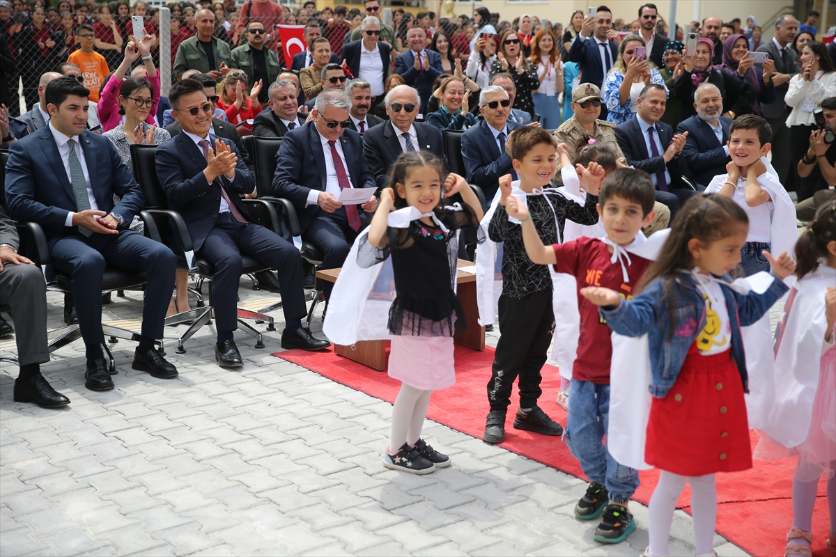 “Asrın felaketi”nin etkilediği Malatya'da Hyundai-TEV Anaokulu açıldı