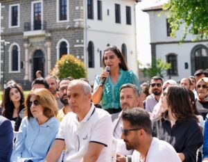 - "Muhtemelen pazartesi günü hem atanacak öğretmen sayısı hem de