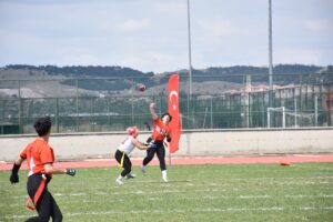 AFYONKARAHİSAR (AA) – Bayrak Futbolu (Flag Football) Kadınlar Türkiye Şampiyonası'nın