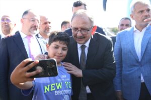 - "Amacımız inşallah 140 bin hak sahibi insanımızın evlerini; ki