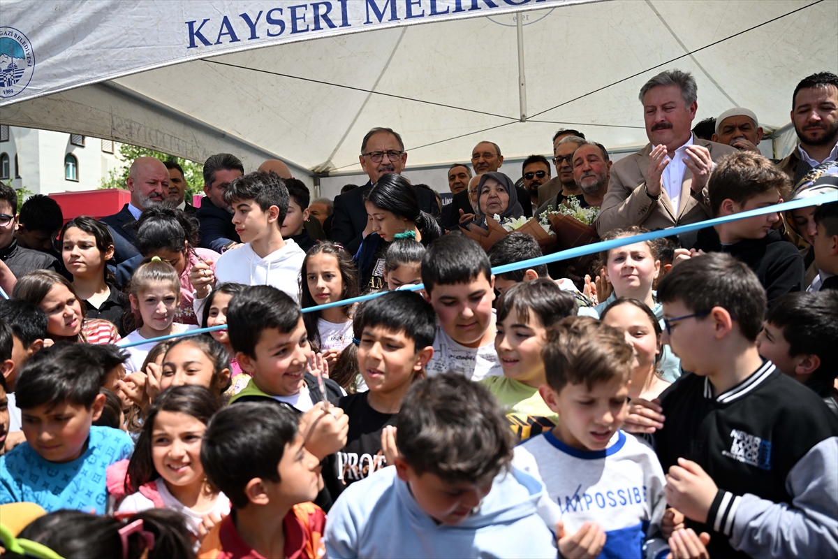 Çevre, Şehircilik ve İklim Değişikliği Bakanı Özhaseki, Kayseri'de konuştu: