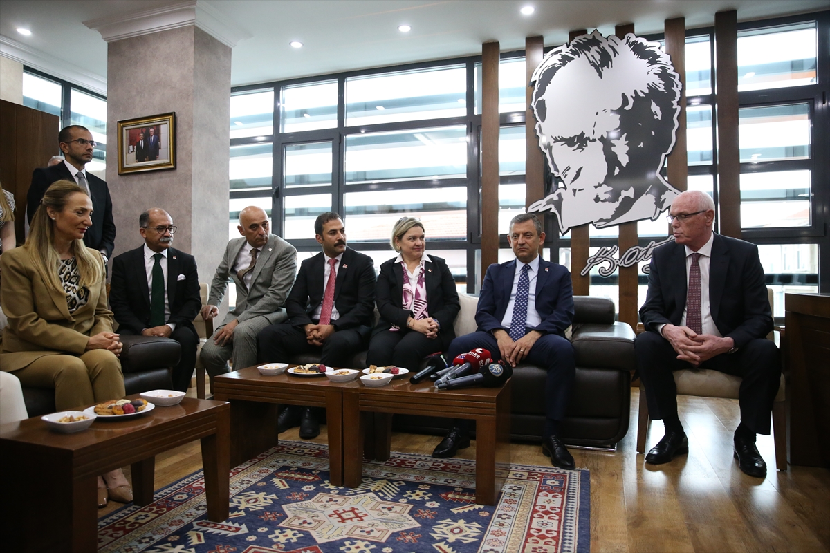 CHP Genel Başkanı Özel, Eskişehir’de konuştu