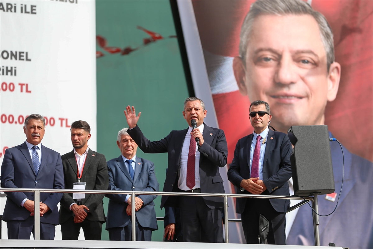 CHP Genel Başkanı Özel, Uşak’ta konuştu