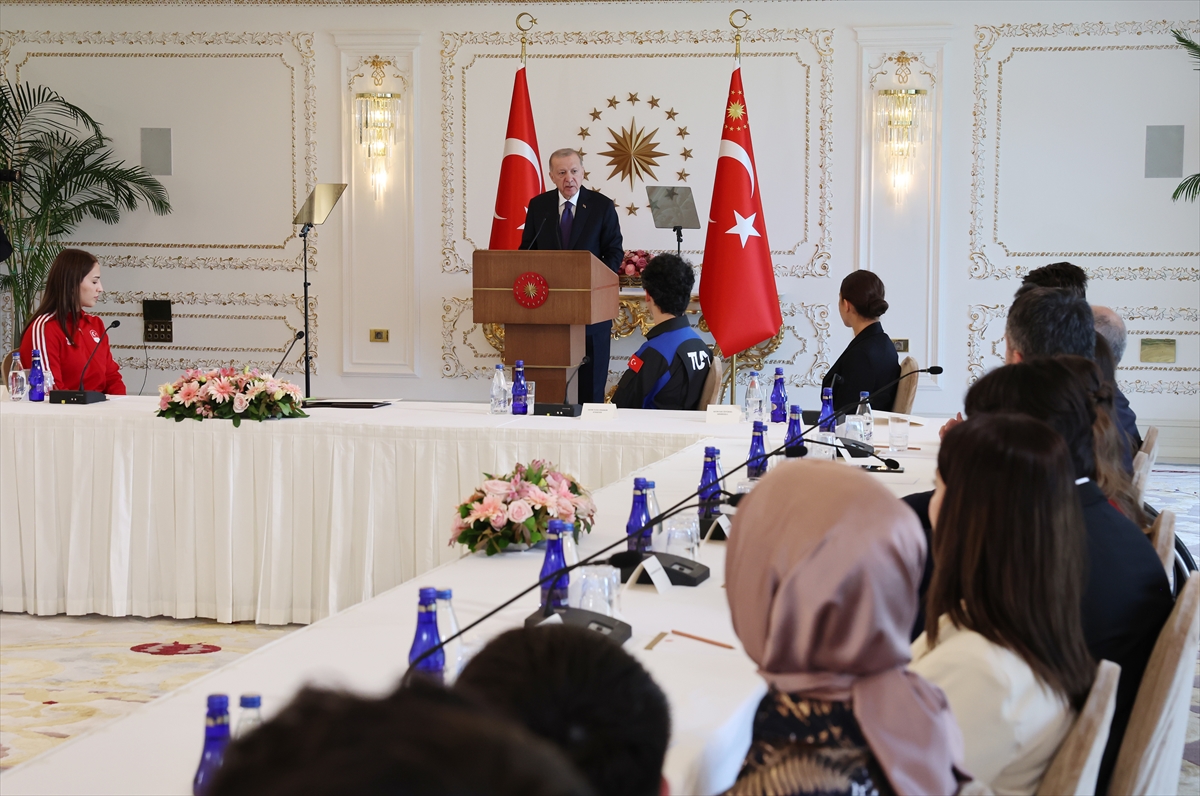 Cumhurbaşkanı Erdoğan “19 Mayıs Gençlik Buluşması”nda konuştu: (2)